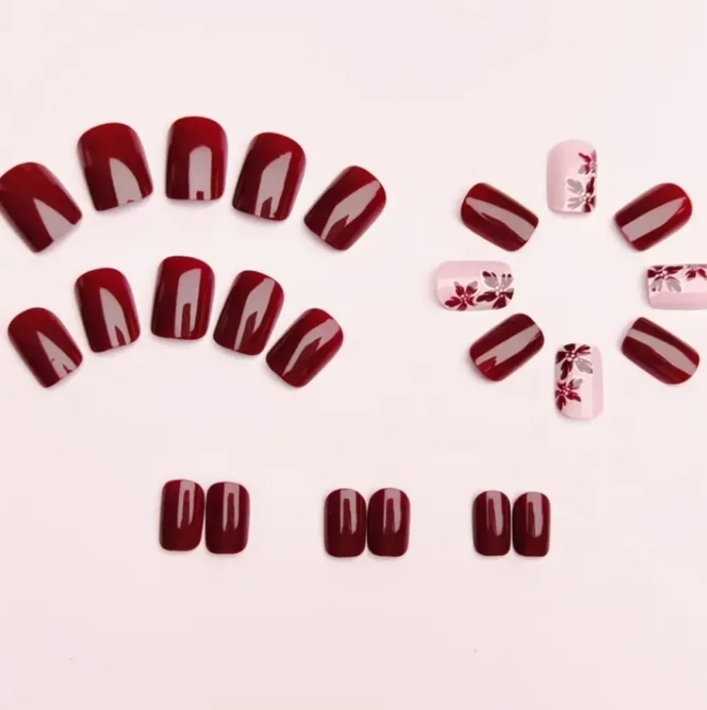 🔥3/$21 Glossy Red With Floral Design Press On False Nails